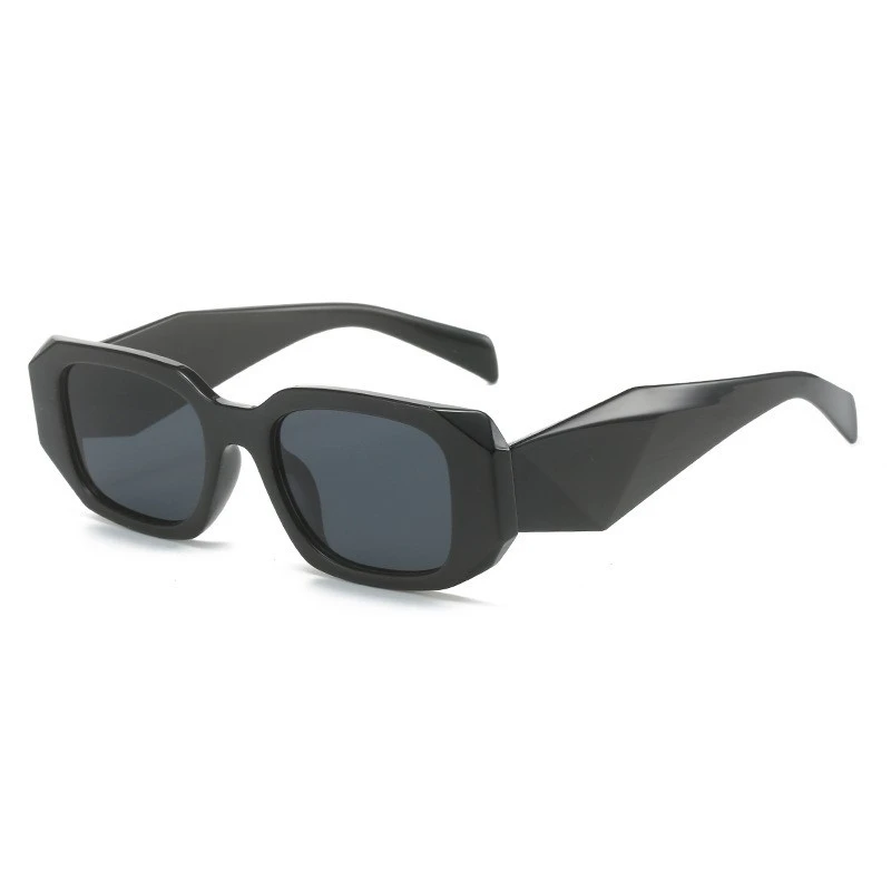 Black frame gray lens
